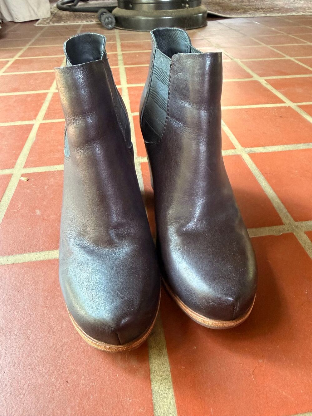 Kork-Ease Women’s 8M Brown Leather Chelsea Ankle Boots Block Heel 663503